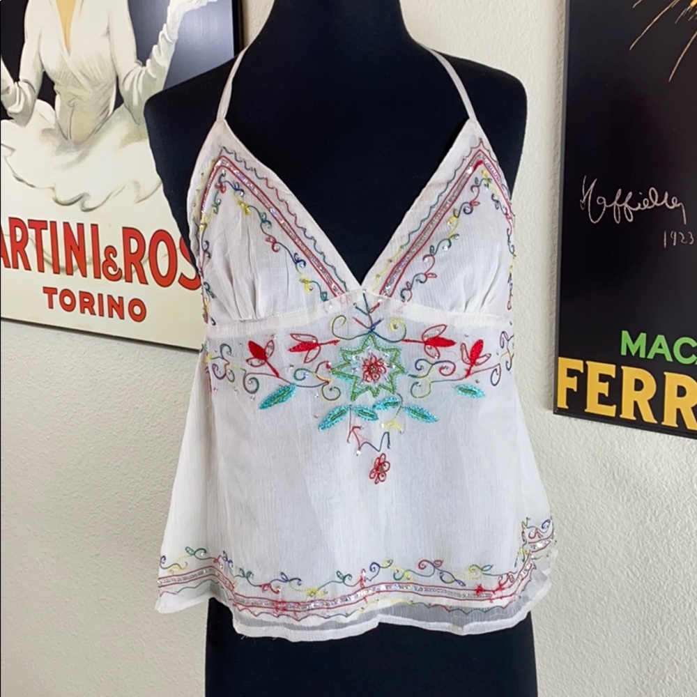 Silk embroidered halter top embellish w/beads 🌷